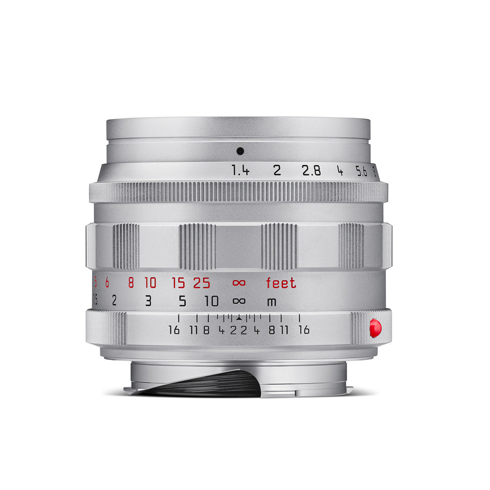 Leica Summilux-M 50mm f/1.4, silver chrome