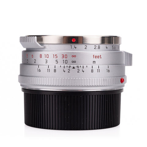 Used Leica Summilux-M 35mm f/1.4, silver 'Steel Rim Reissue' - UVa Filter