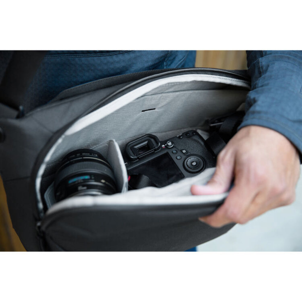 Peak Design Everyday Sling v2 (Negro, 10L)
