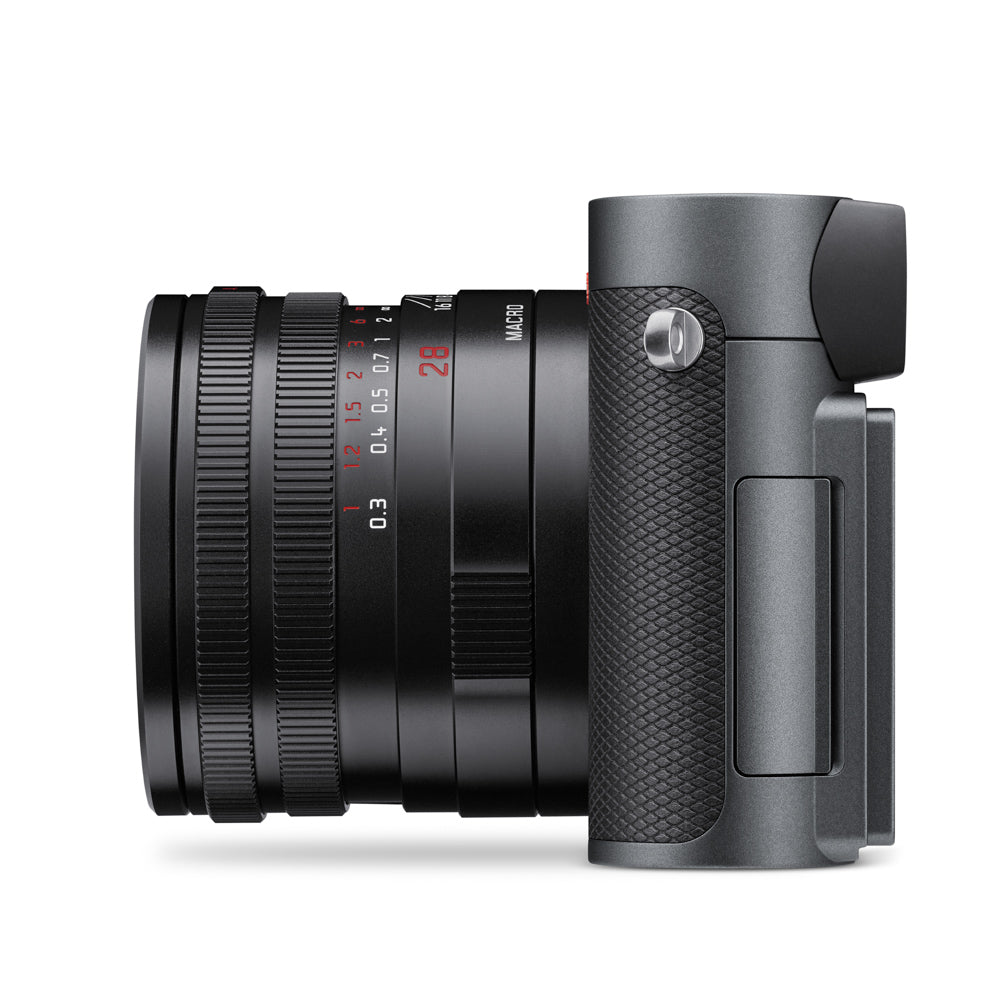 Leica Q3, acabado de pintura gris metalizado