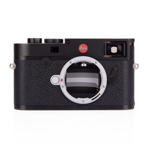 Used Leica M10, black chrome - Extra Battery - Recent Leica CLA
