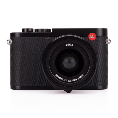 Used Leica Q2, black with UV Filter, Thumbs Up