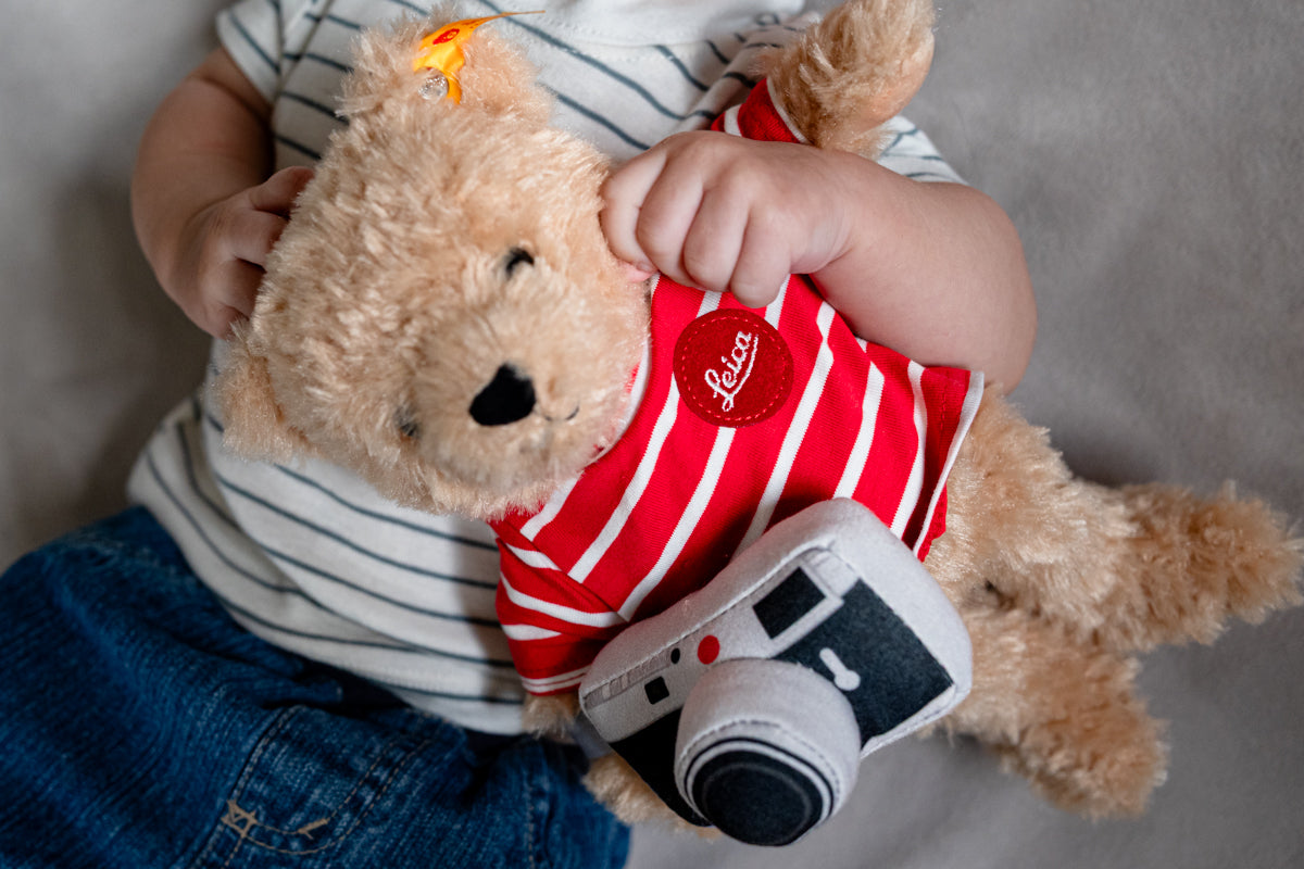 Steiff for Leica: Teddy Bear 'Cuddle'