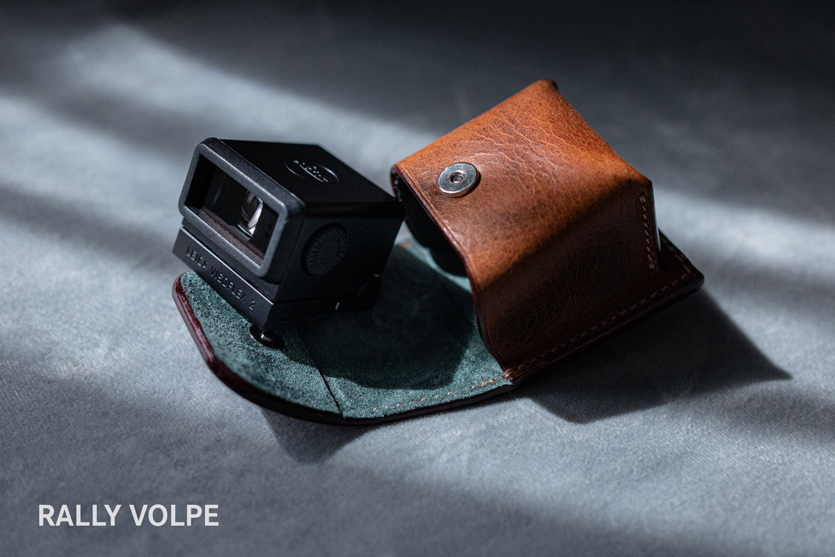 Funda de cuero Arte di Mano para Leica Visoflex 2 - Negro Rally con costuras blancas