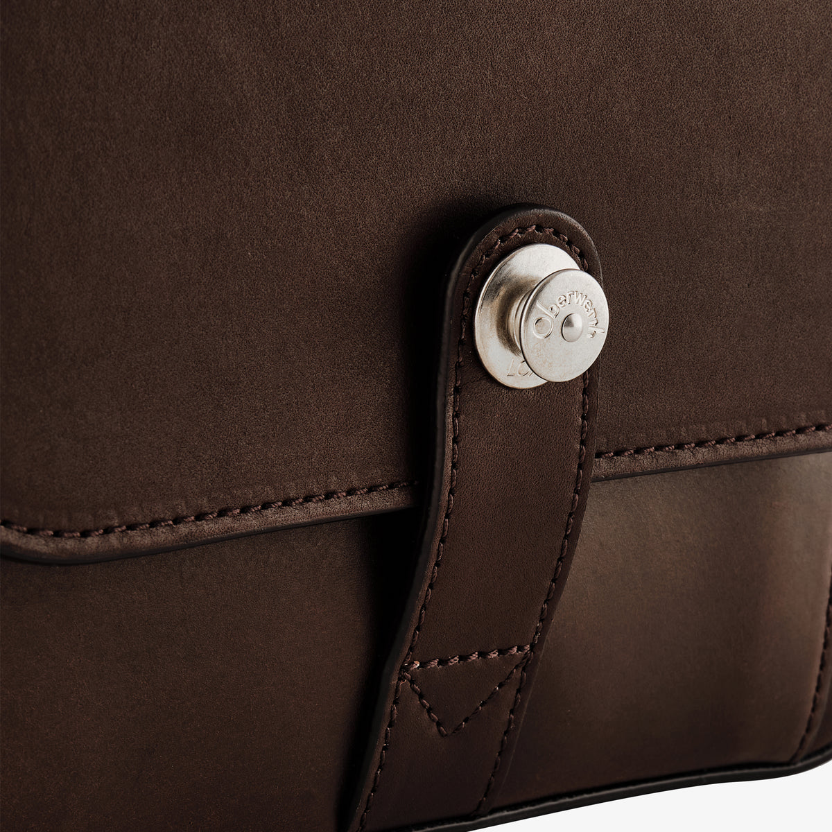 Bolsa para cámara Oberwerth Signature Line (mediana), marrón oscuro con forro rojo