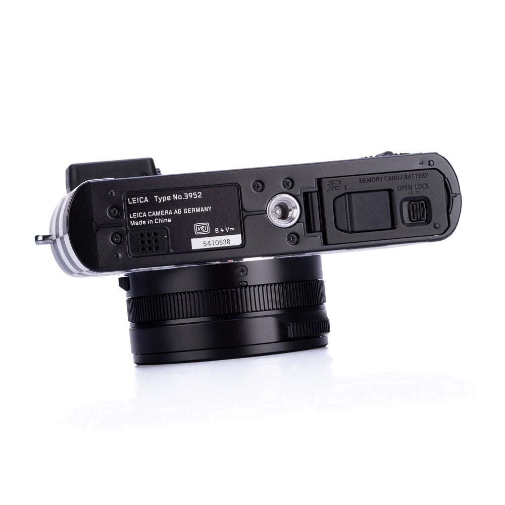 Leica D-Lux 7 Vans X Ray Barbee Edition de segunda mano