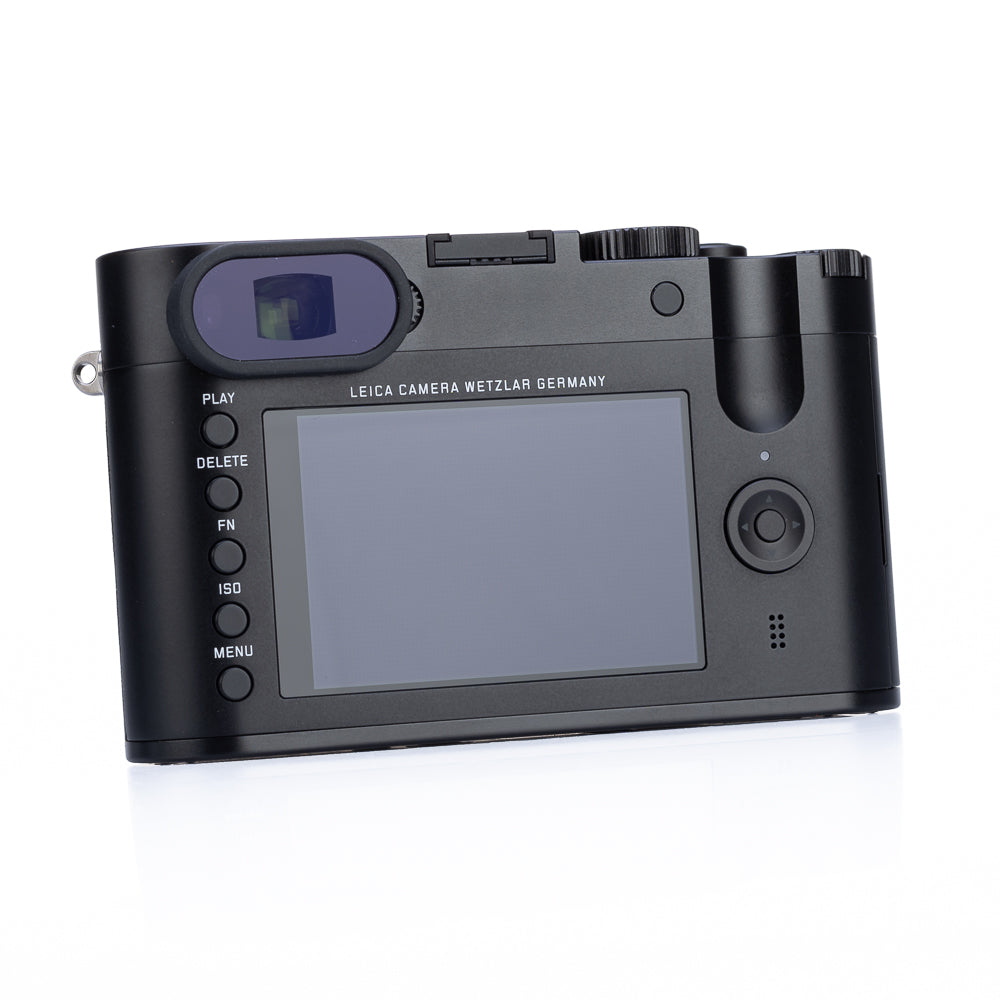 Leica Q (Typ 116) usada, negra, con funda media