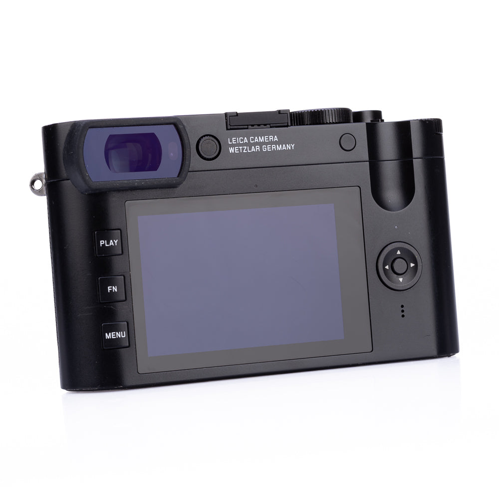 Used Leica Q2, black - Recent Leica CLA