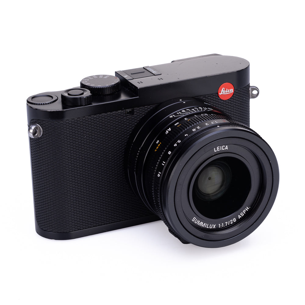 Leica Q2 usada, negra - Reciente Leica CLA