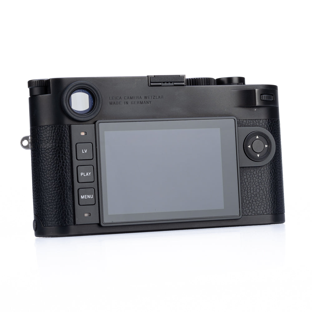 Used Leica M10 Monochrom - 2 Extra Batteries & Thumbs Up