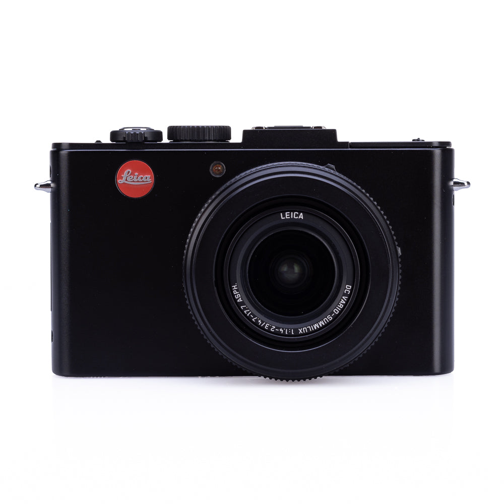 Leica D-Lux 6 usada con visor electrónico EVF 3 y empuñadura