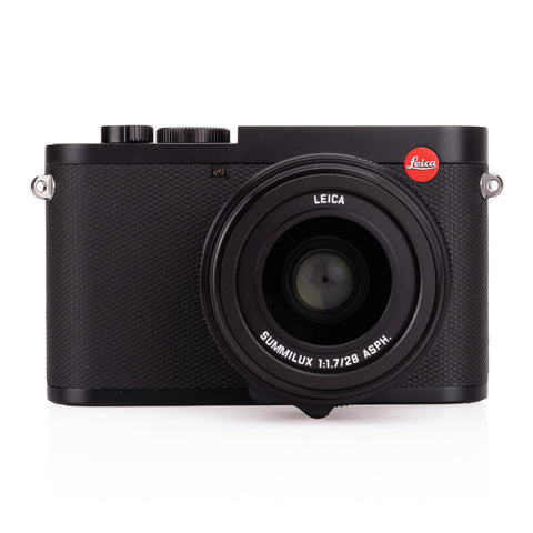 Used Leica Q2, black - UVa Filter, Half Case