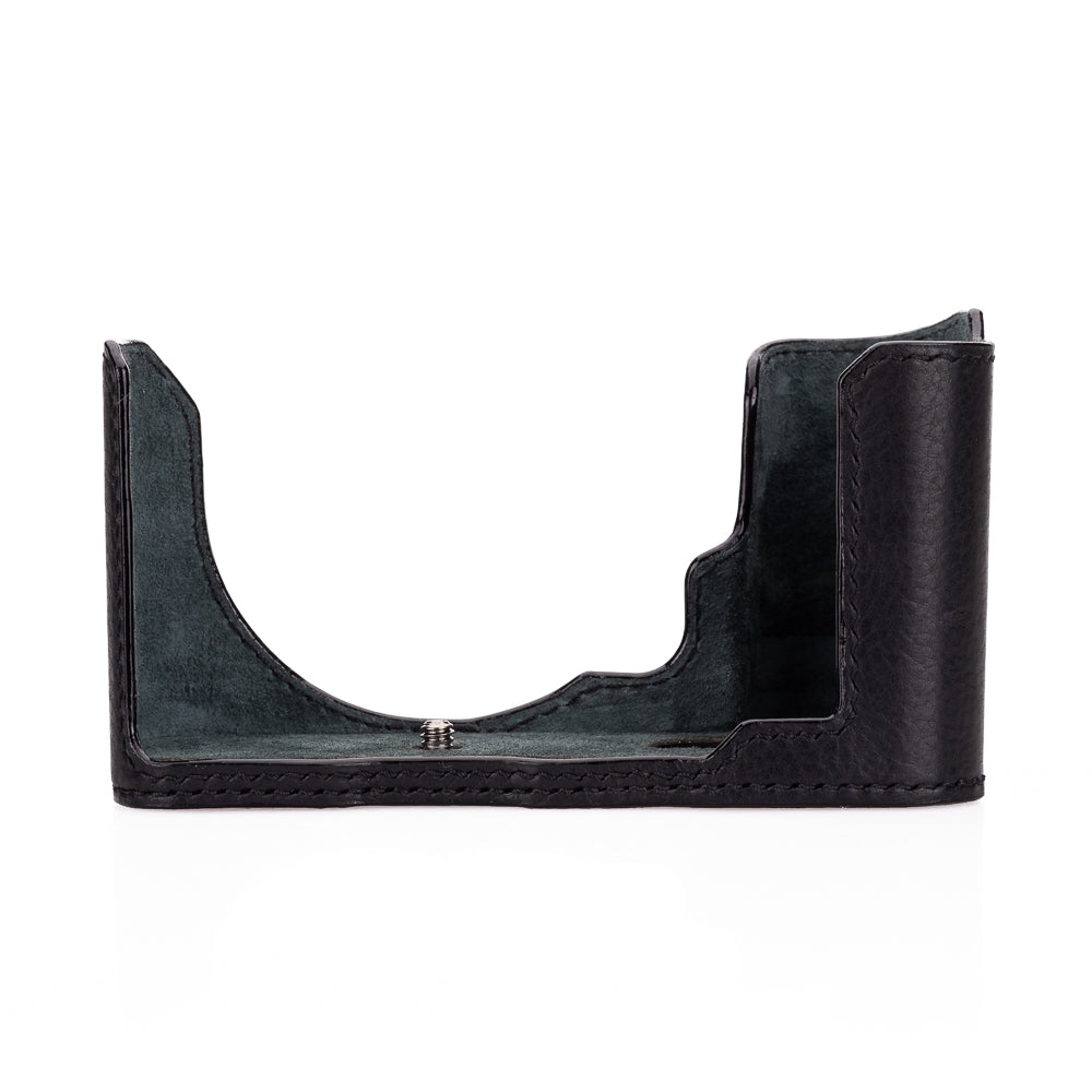 Media funda Arte di Mano para Leica SL3 con puerta de acceso a la batería, estilo cubierto - Negro con costuras negras