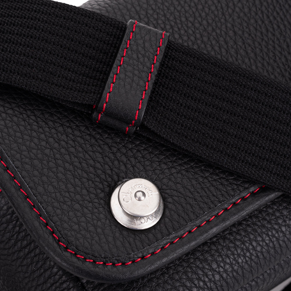 Bolso de cuero Oberwerth Charlie 2 extra pequeño para cámara con inserto, negro con costuras rojas
