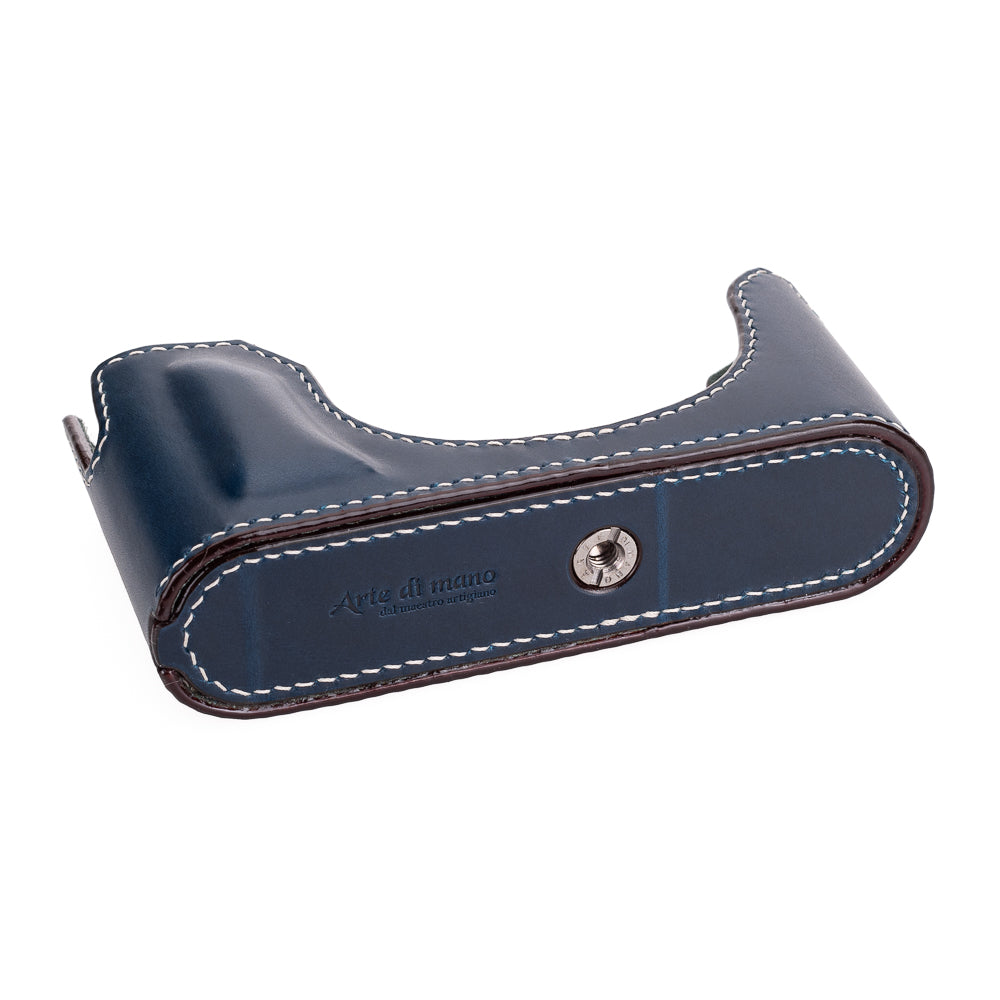 Media funda Arte di Mano para Leica M11 con tapa de acceso avanzada para la batería - Buttero azul marino