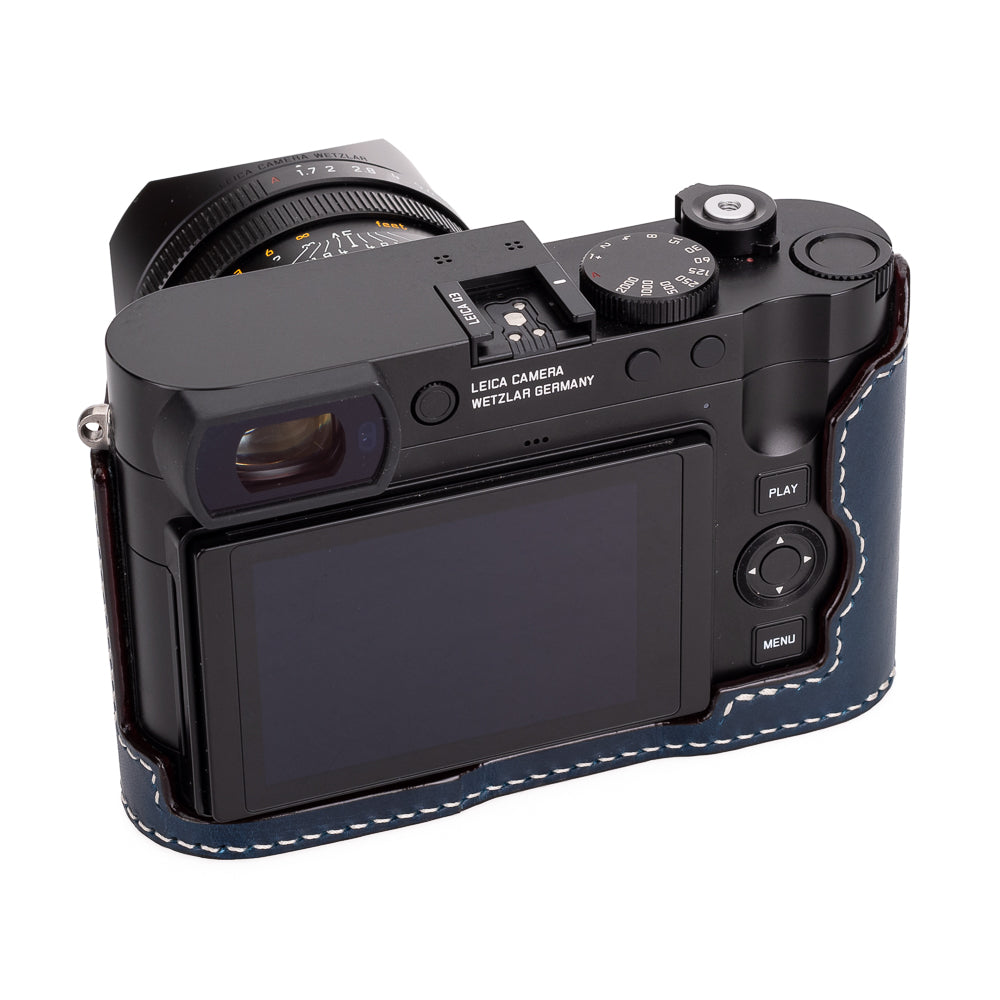 Media funda Arte di Mano para Leica Q3 (Tipo 1-SD, fijación mediante tornillos) - Buttero azul marino