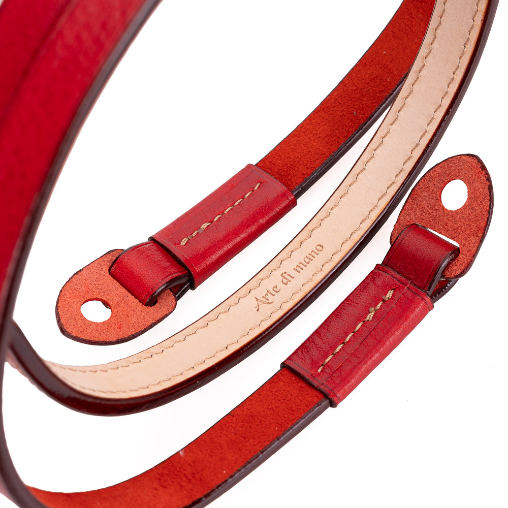 Correa para el cuello Arte di Mano, 95 cm, en piel Buttero roja