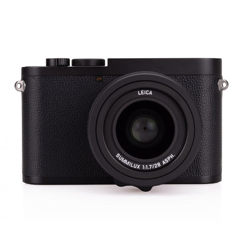 Used Leica Q2 Monochrom - Extra Battery, Thumbs Up - Recent Leica CLA