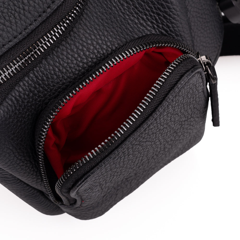Bandolera grande para cámara Oberwerth - Cuero - Negra con forro rojo