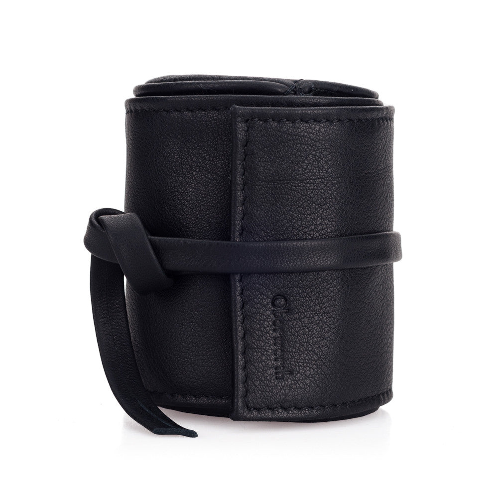 FREE Oberwerth Donau Leather Lens Wrap, Black, Medium