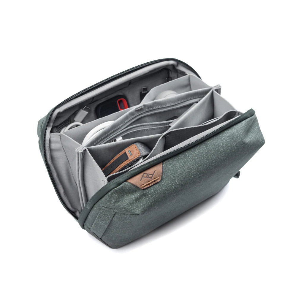 Peak Design Tech Pouch V2 color salvia