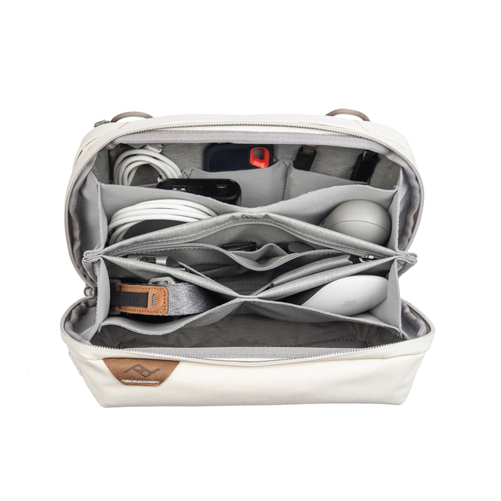 Estuche tecnológico Peak Design V2 Bone