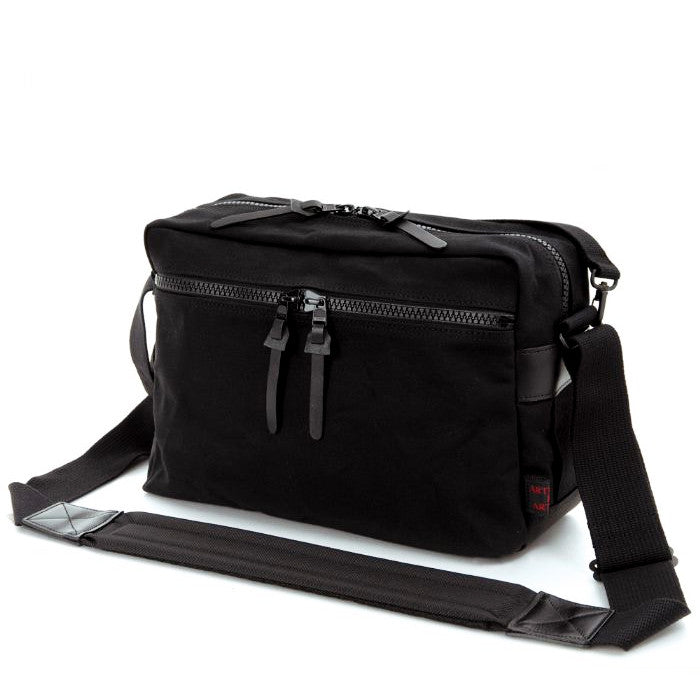 Artisan & Artist* ACAM 3000 Canvas Camera Bag - Leica Store Miami