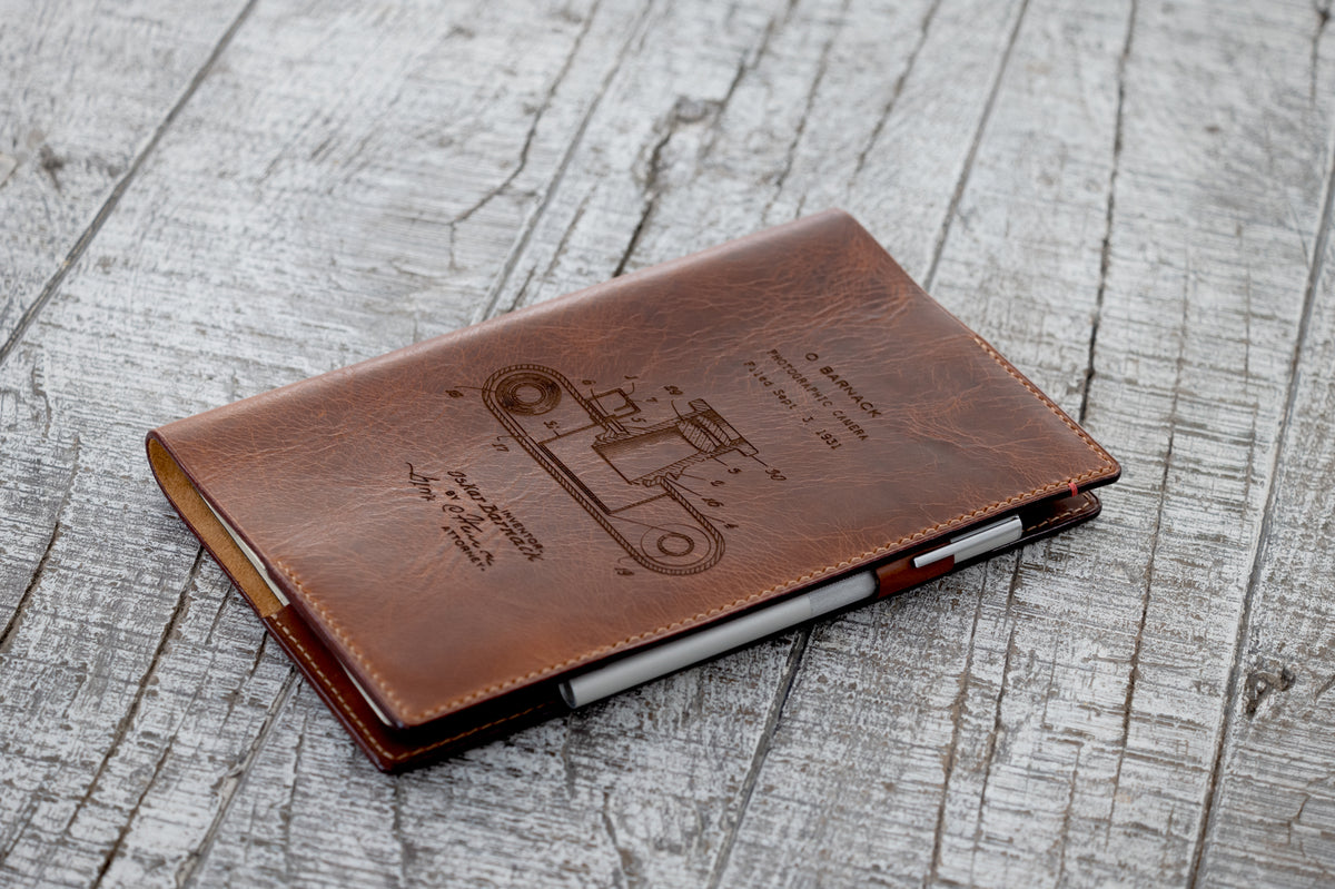 Funda de piel para diario Arte di Mano - "1932 Barnack Drawings" - Rally Volpe