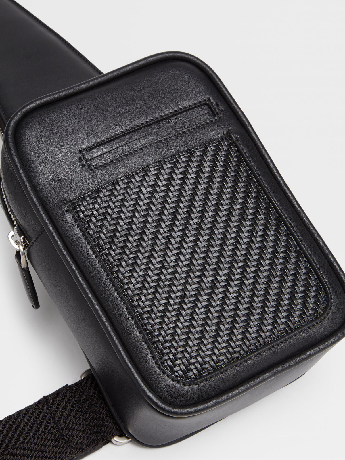 Leica + Zegna Insta-Pack para compactas, Nero