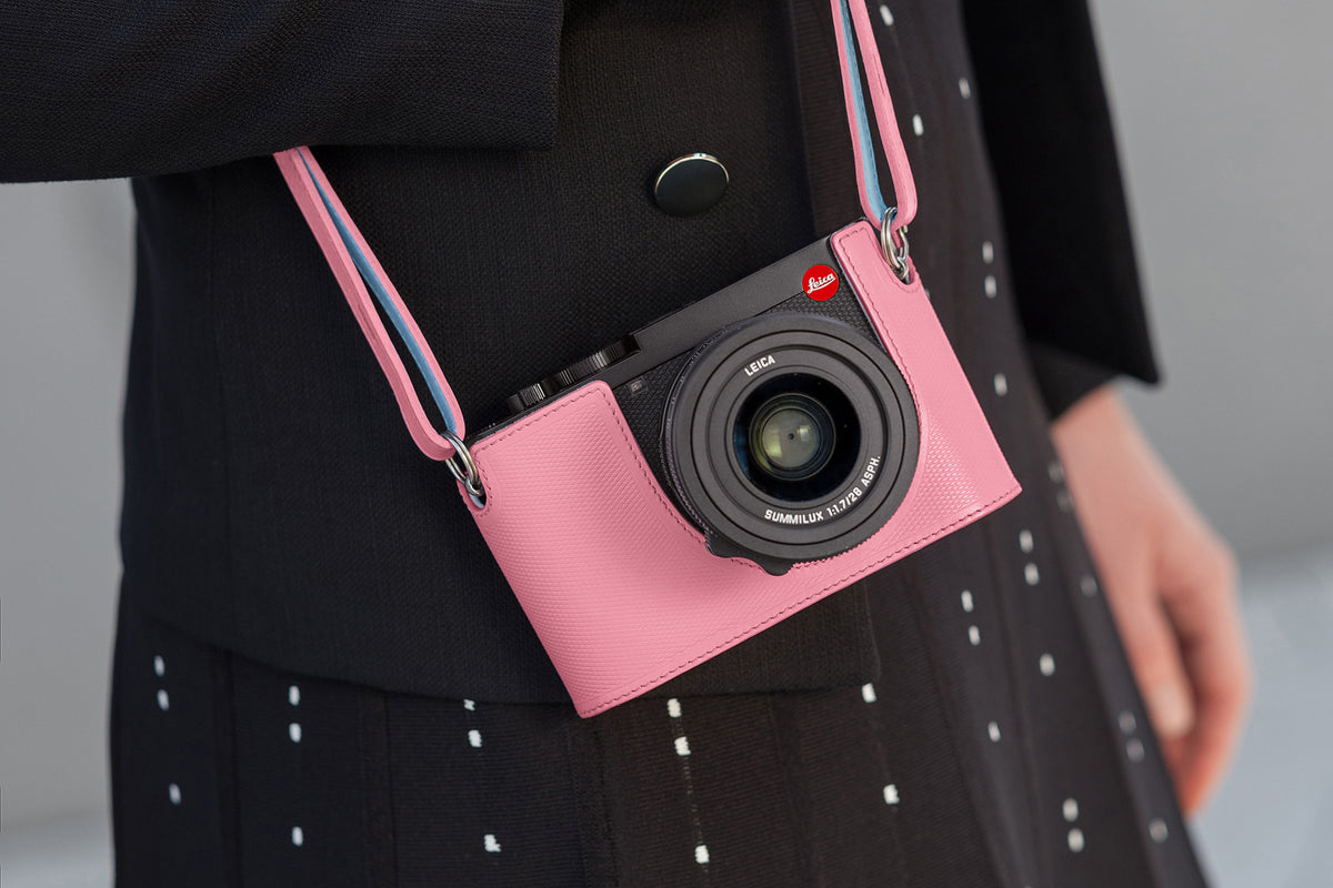 Protector de cuero rosa para Leica Q2