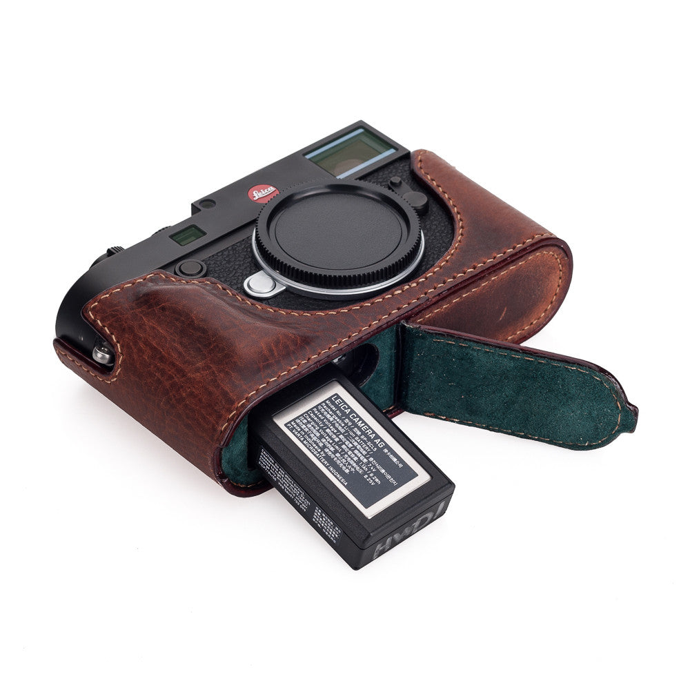 Media funda Arte di Mano para Leica M10 con puerta de acceso a la batería - Rally Volpe