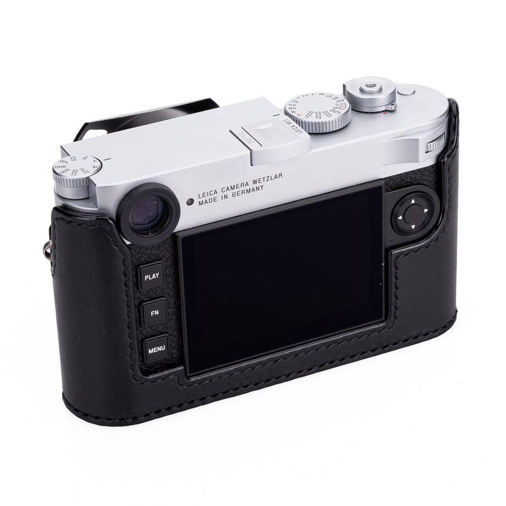 Arte di Mano Aventino Half Case with Advanced Battery Door for Leica M11 - Minerva Black with Black Stitching