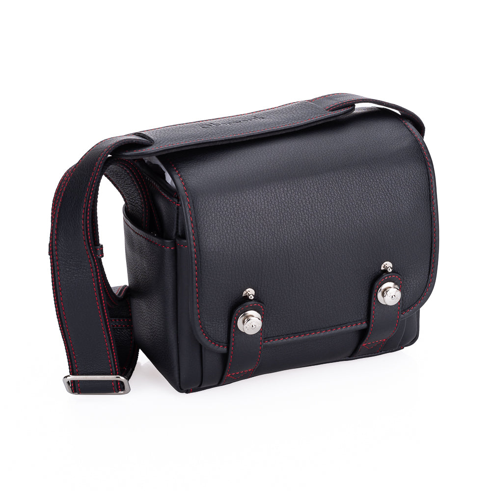Bolso para cámara de cuero Oberwerth M11, negro con costuras rojas