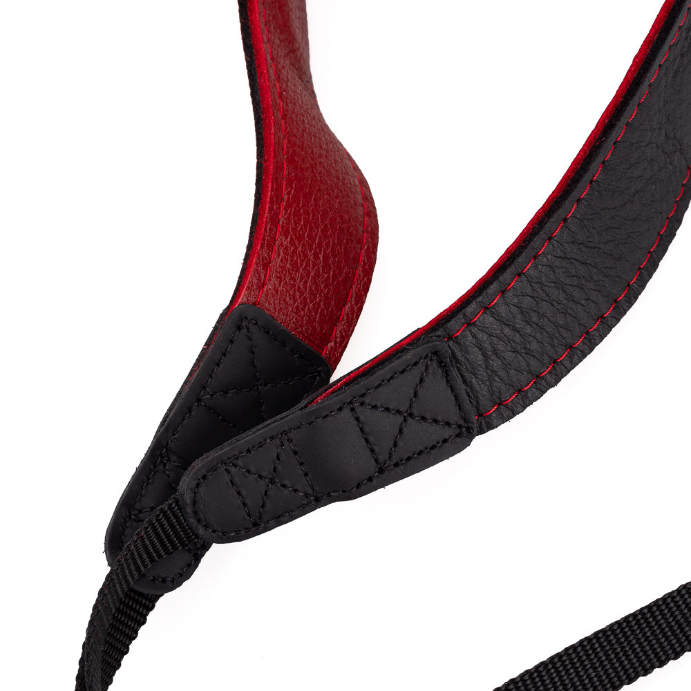 Correa de cuello EDDYCAM de cuero de alce, 50 mm de ancho, negra y roja con costuras rojas