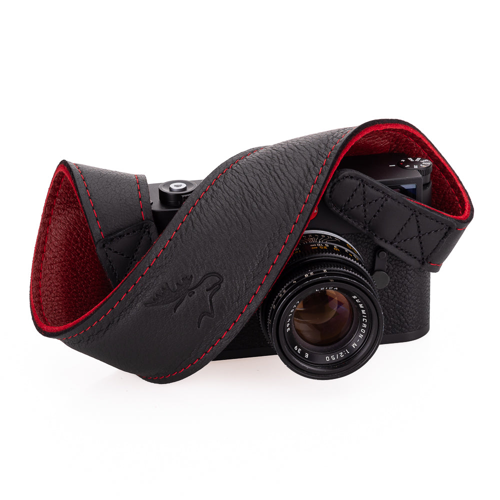 Correa de cuello EDDYCAM de cuero de alce, 50 mm de ancho, negra y roja con costuras rojas