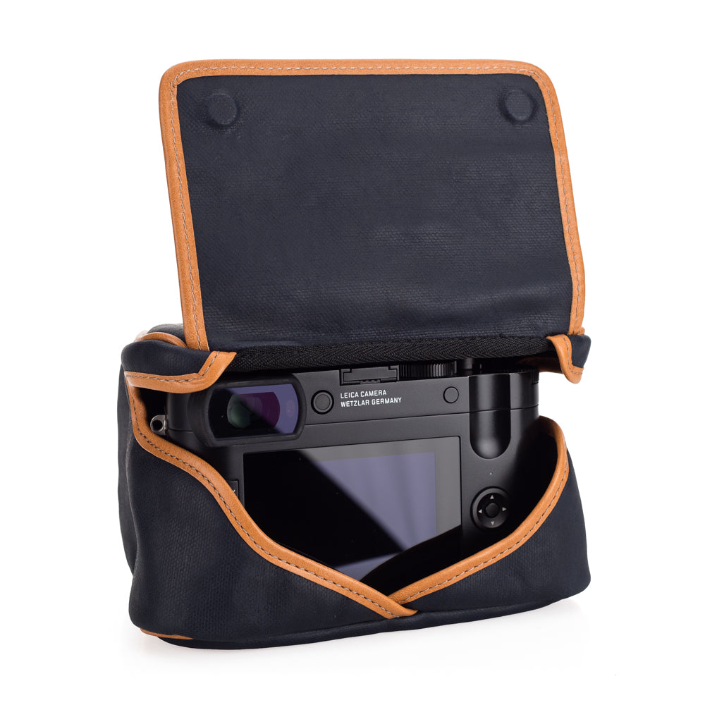 Funda para Leica Q2 «Ettas Pouch», lona revestida, azul medianoche