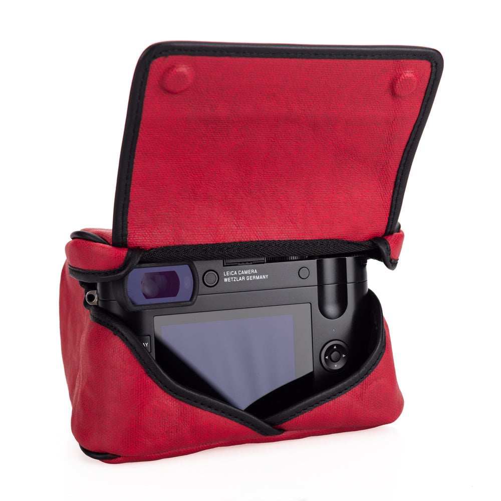 Leica Q2 «Ettas Pouch», lona revestida, roja