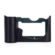 Funda media Arte di Mano para Leica SL (Typ 601) - Minerva Black con costuras negras