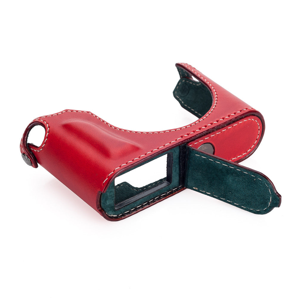 Funda de media carcasa Arte di Mano para Leica Q (Typ 116) con acceso a la batería - Buttero Rojo