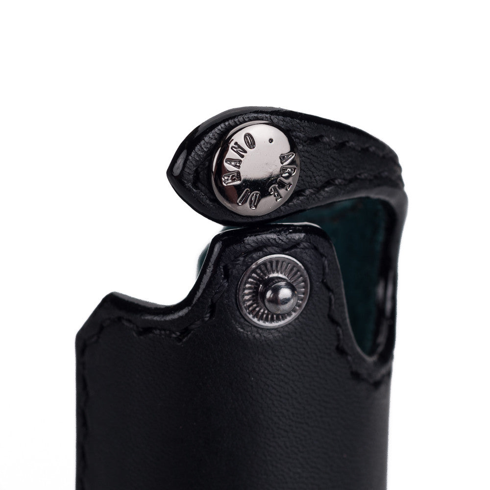 Funda media Arte di Mano para Leica Q (Typ 116) con tapa de acceso a la batería - Negro Minerva con costuras negras