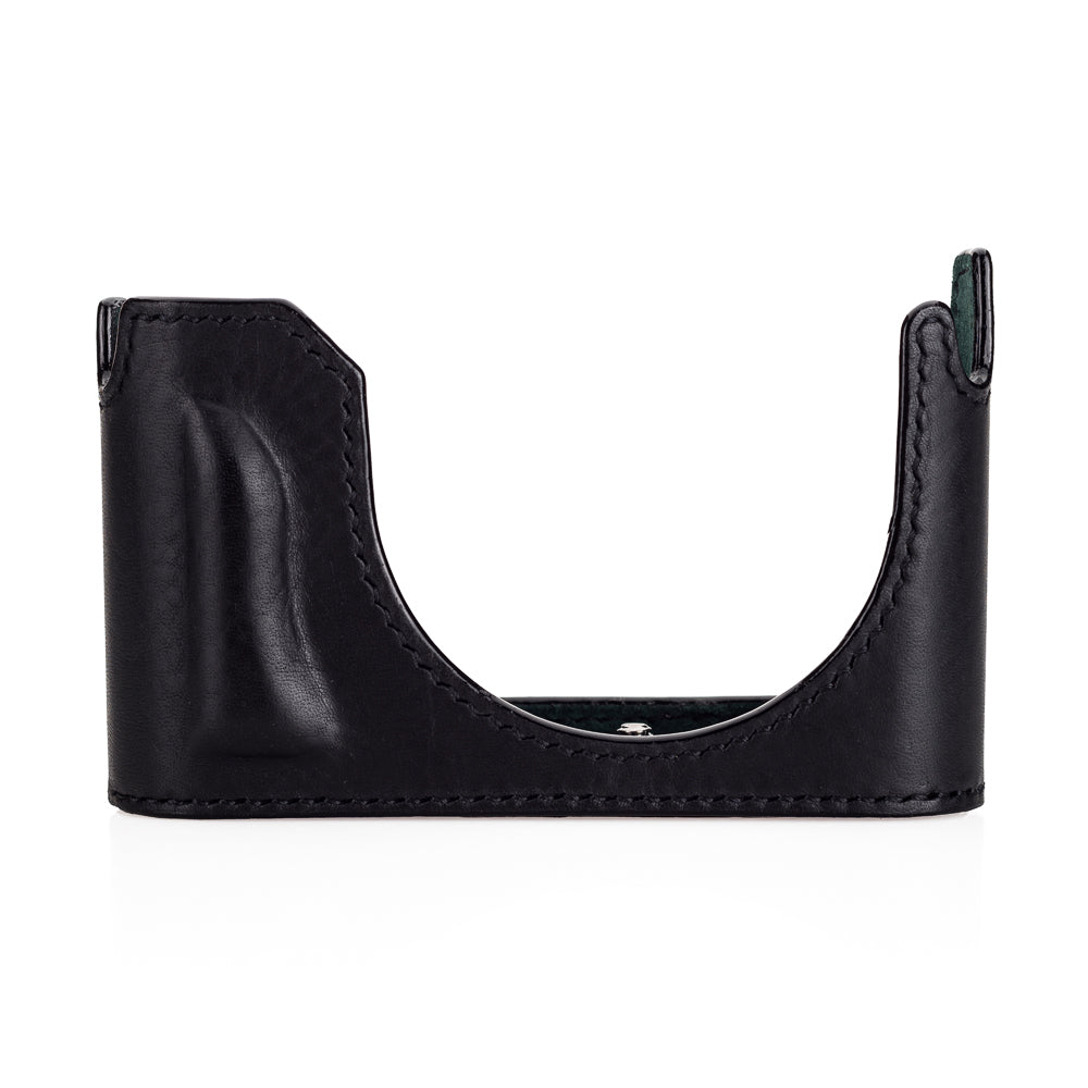Media funda Arte di Mano para Leica Q2 con puerta de acceso para batería y tarjeta SD - Negro Minerva con costuras negras