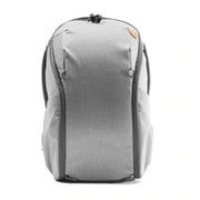 Mochila Peak Design Everyday V2 de 20 L - color ceniza